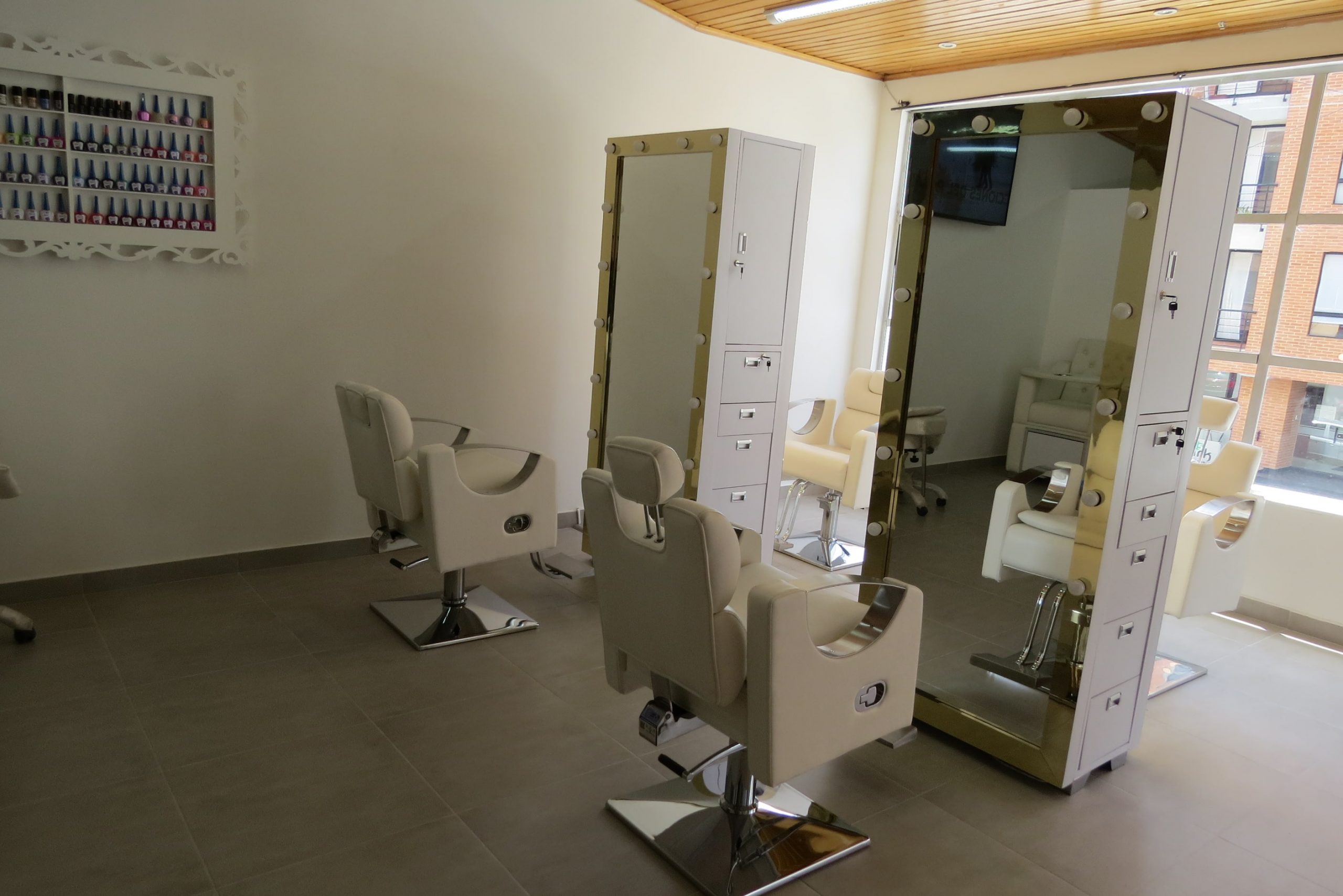 Sillones peluqueria Mobiliarios para empresas de segunda mano barato